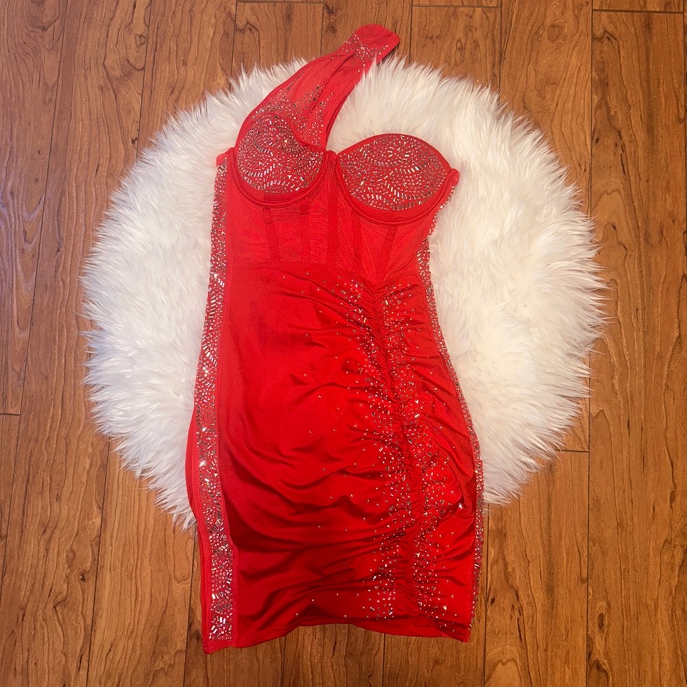 One shoulder red party dress